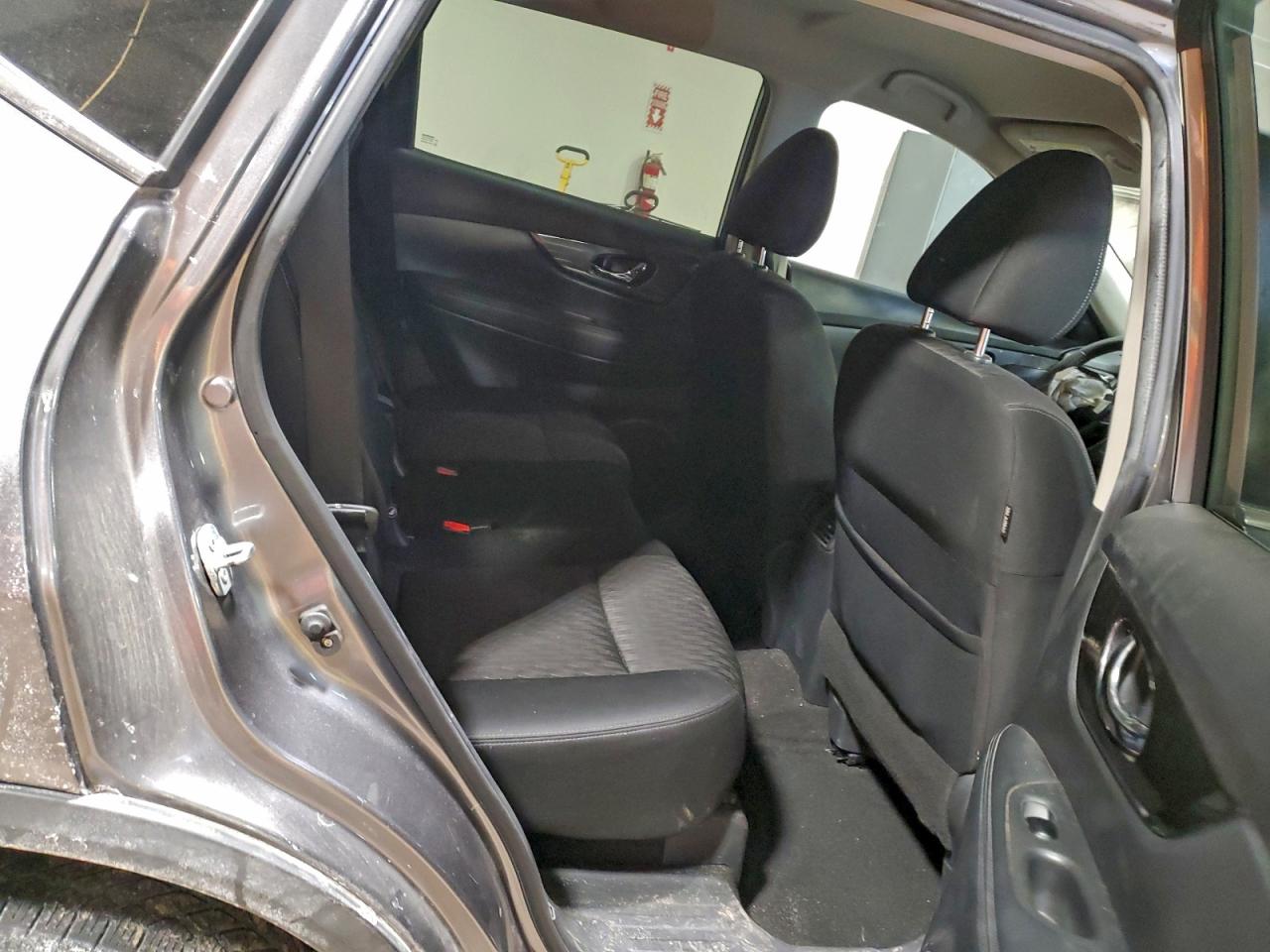 2017 Nissan Rogue S VIN: KNMAT2MV7HP580380 Lot: 96220035