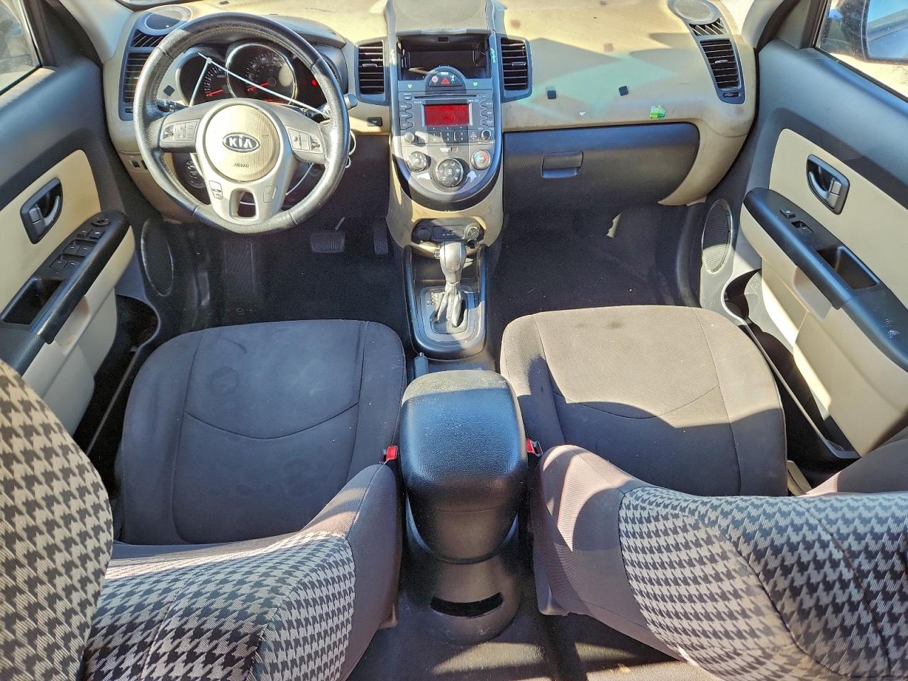 2011 Kia Soul + VIN: KNDJT2A27B7259070 Lot: 94917135