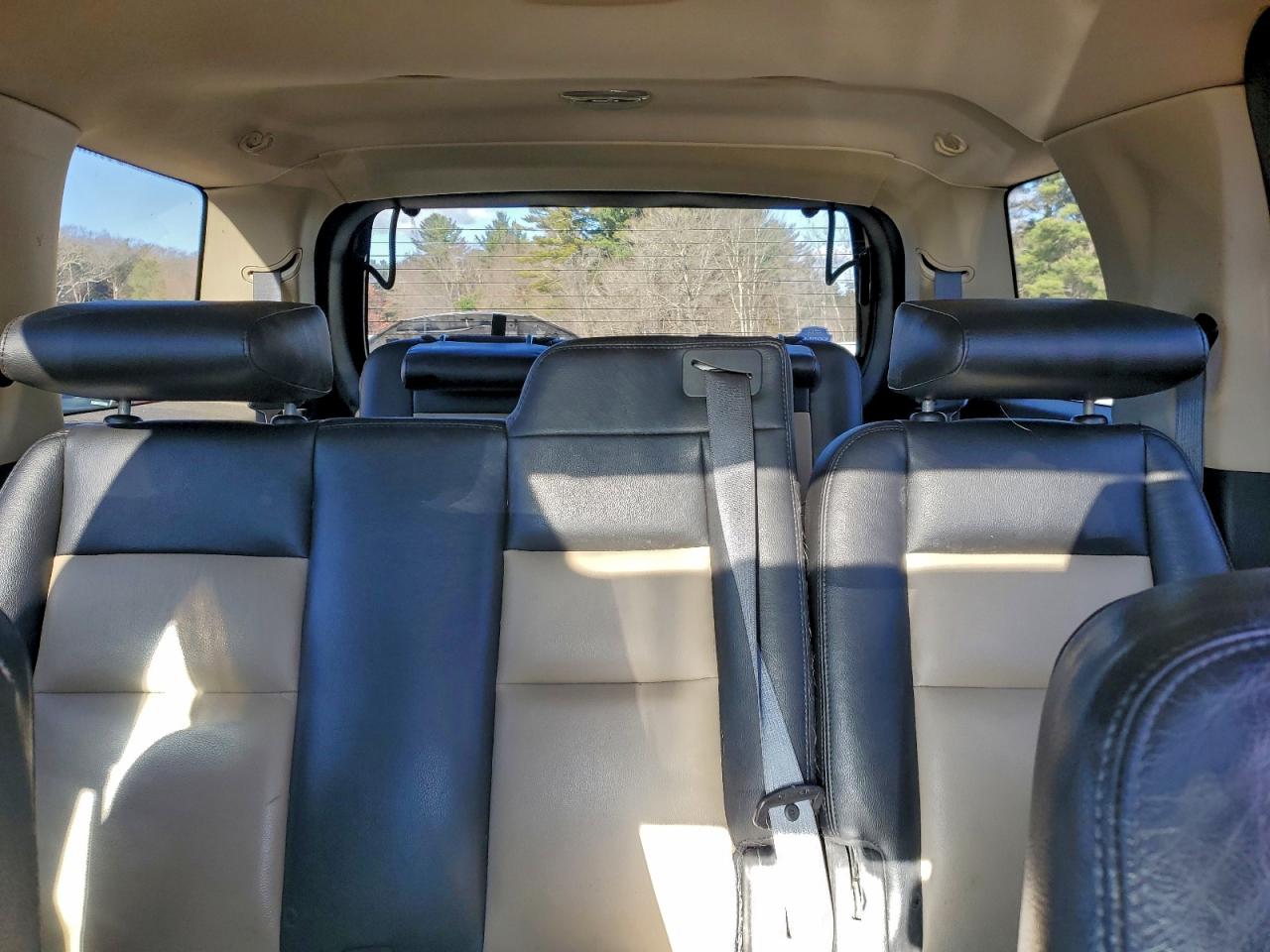 2009 Ford Explorer Eddie Bauer VIN: 1FMEU84E59UA09020 Lot: 92991845