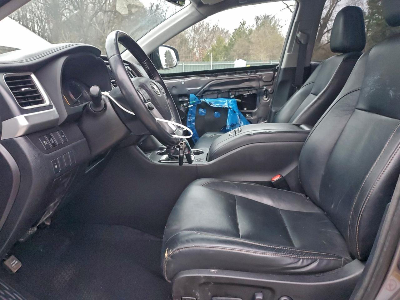 2018 Toyota Highlander Se VIN: 5TDJZRFH6JS559918 Lot: 94287795