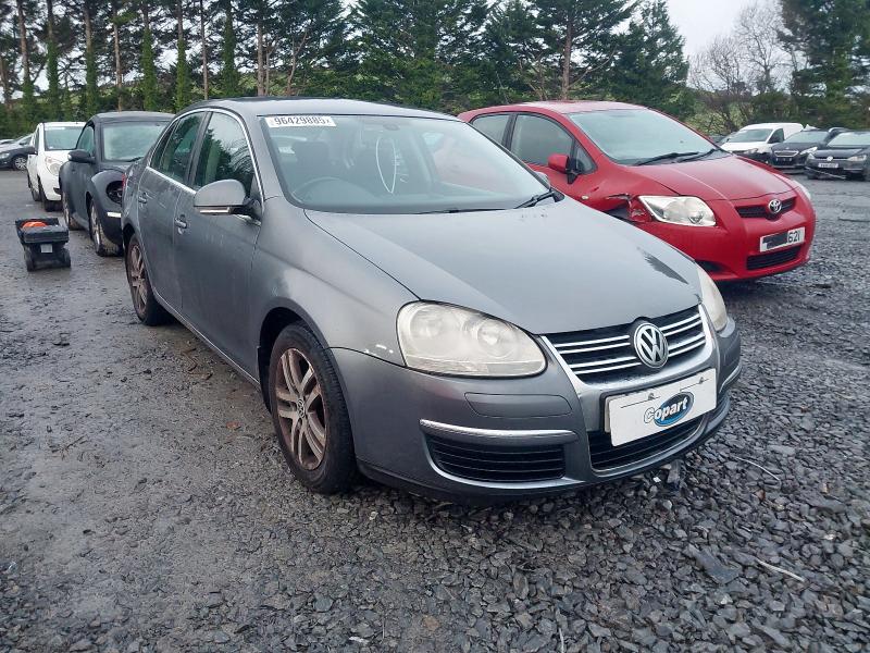 2010 VOLKSWAGEN JETTA 1.4 SE TSI 4DR [122]