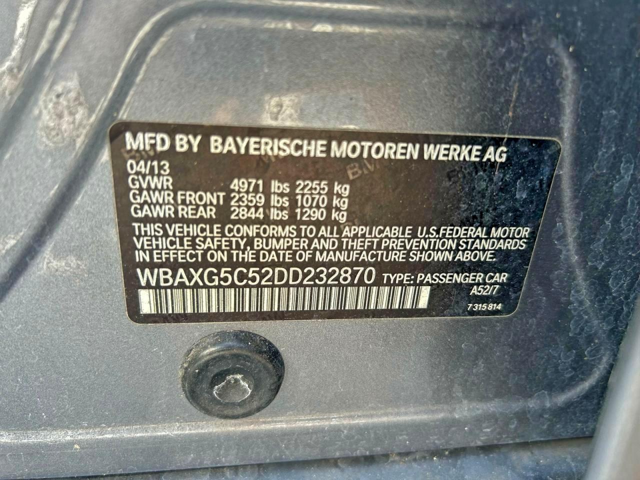 Фото: WBAXG5C52DD232870