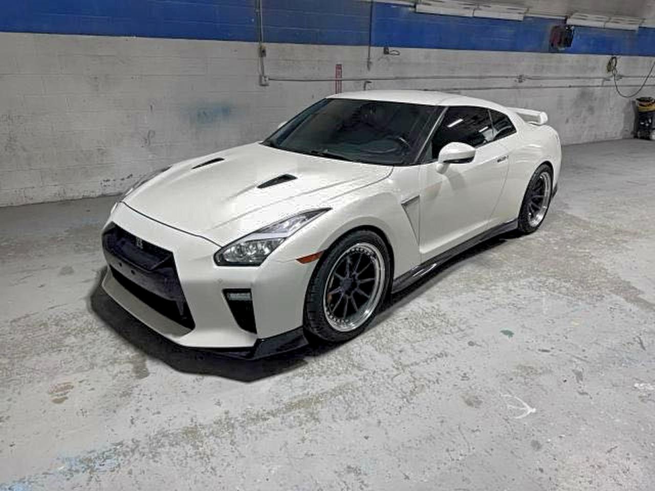 2020 Nissan Gt-R Pure