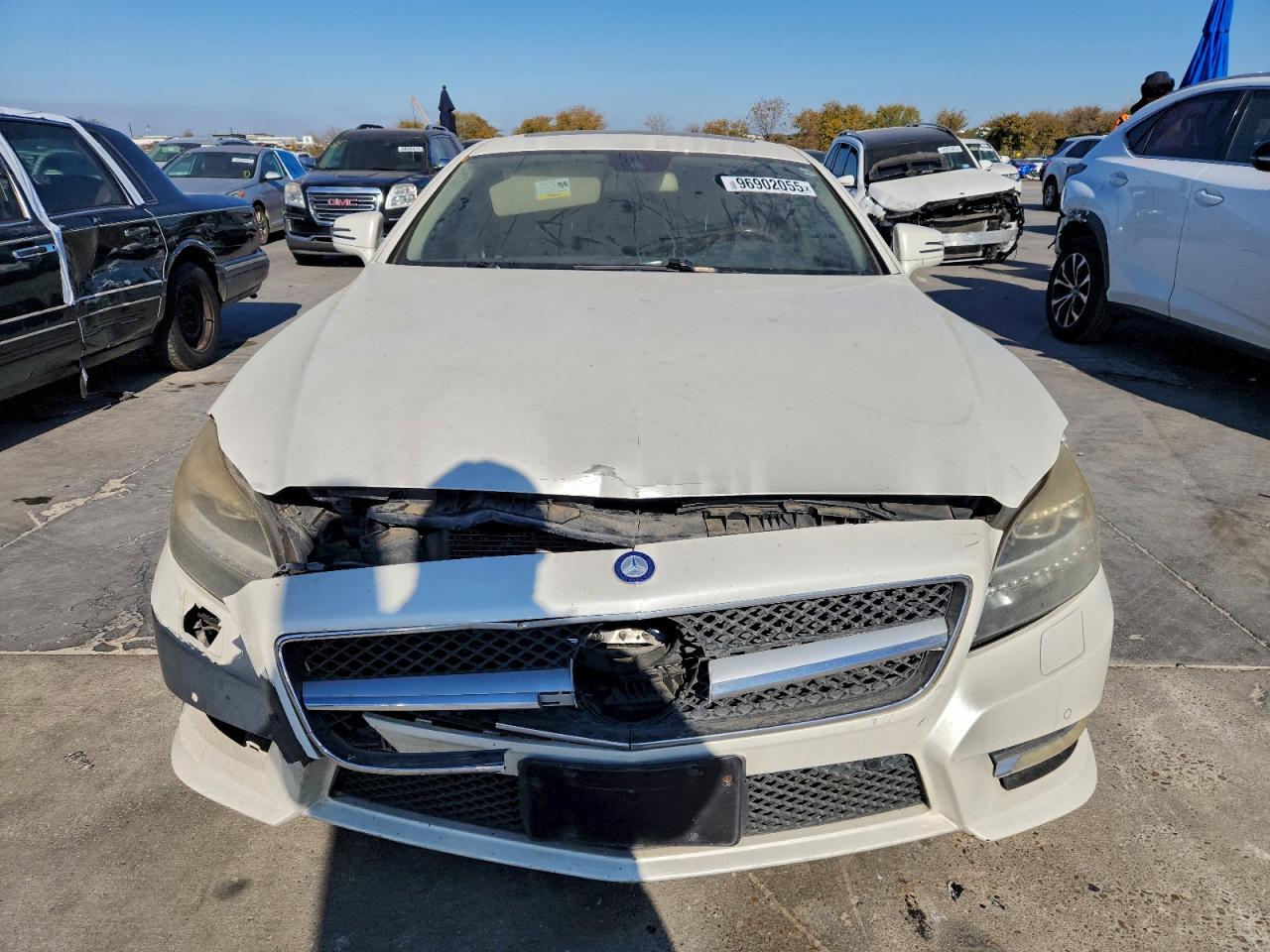 Фото: WDDLJ7DB1CA019126