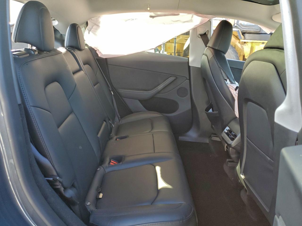 2023 Tesla Model Y VIN: 7SAYGDEE4PA194389 Lot: 94501375