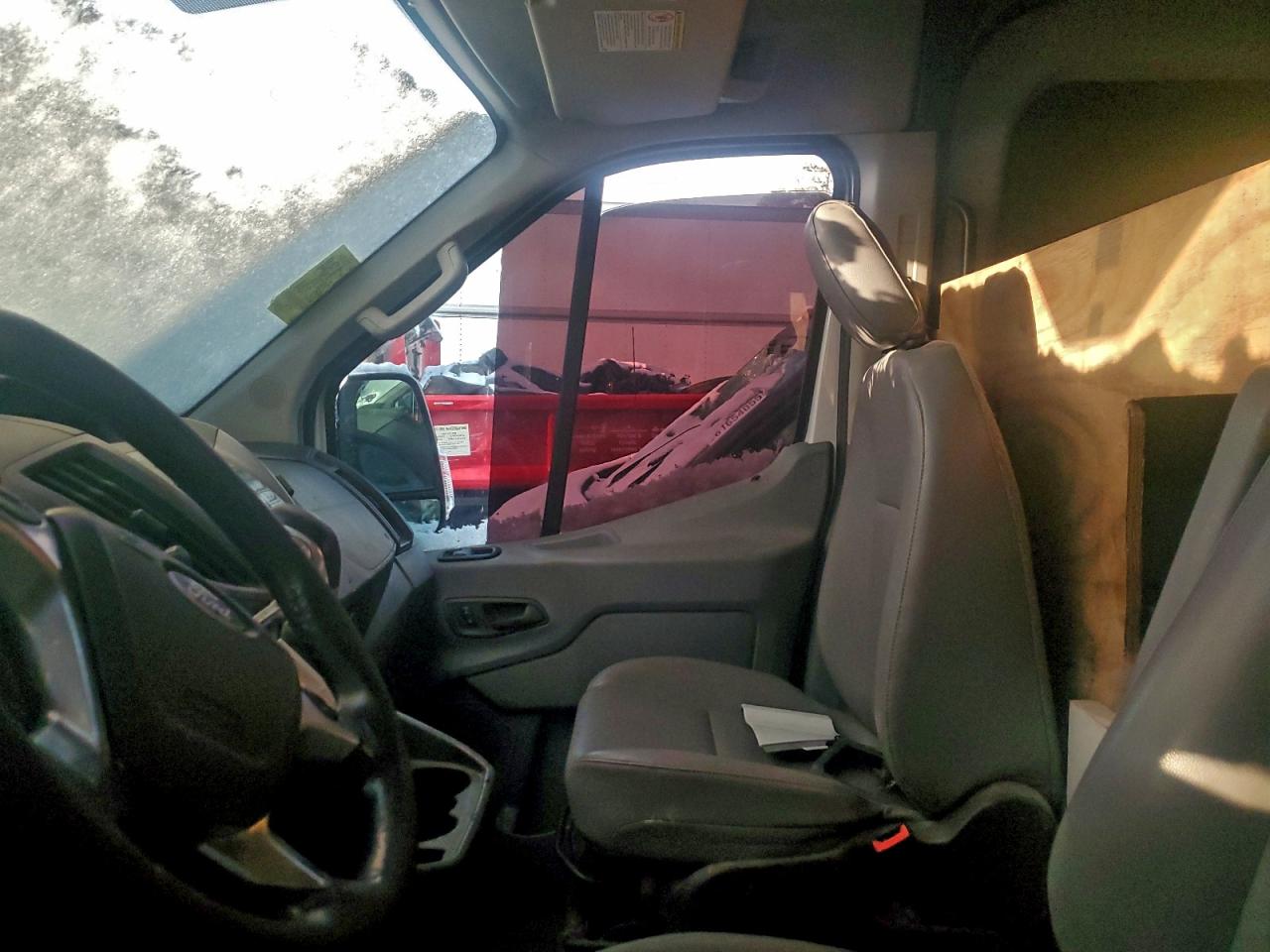 2015 Ford Transit T-350 Delivery Van VIN: 1FTWS4XV1FKA69323 Lot: 95889695