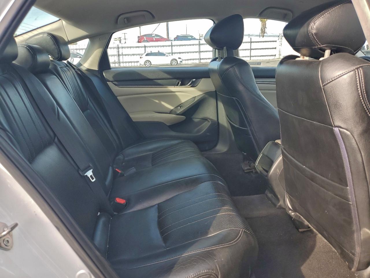 2018 Honda Accord Hybrid VIN: 1HGCV3F15JA000850 Lot: 98082265