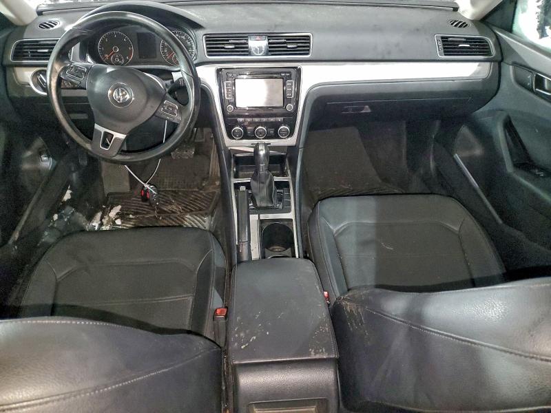  VOLKSWAGEN PASSAT 2012 Silver