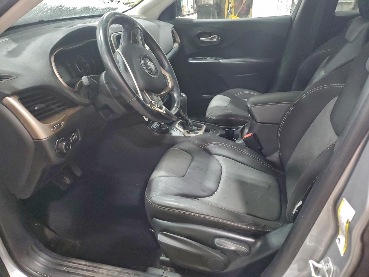 2014 Jeep Cherokee Latitude VIN: 1C4PJMCB3EW318442 Lot: 95538825