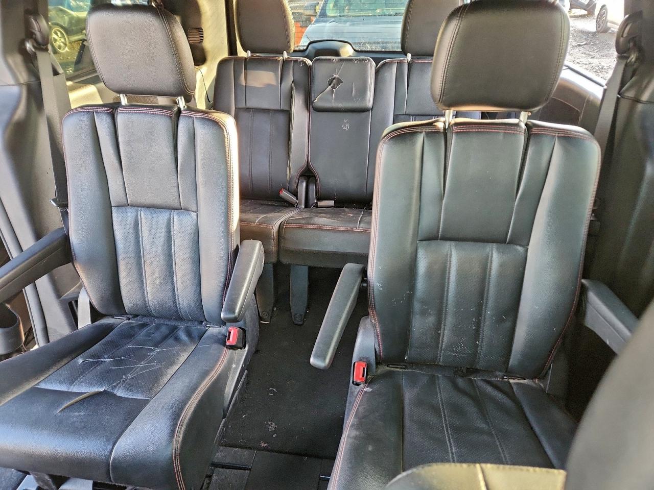 2016 Dodge Grand Caravan R/T VIN: 2C4RDGEG0GR218322 Lot: 94383105