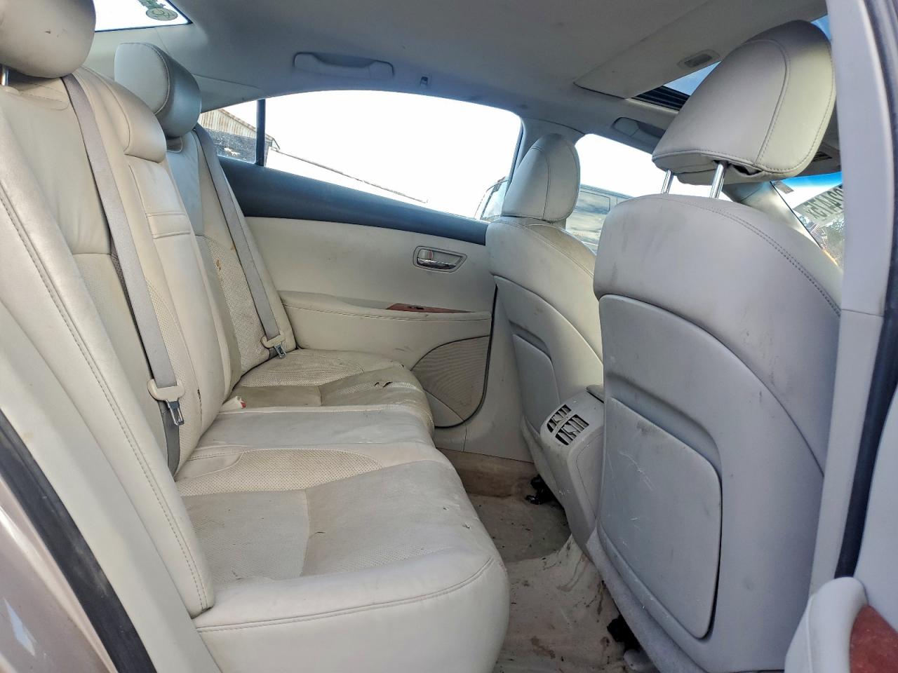 2007 Lexus Es 350 VIN: JTHBJ46G872015215 Lot: 95924475