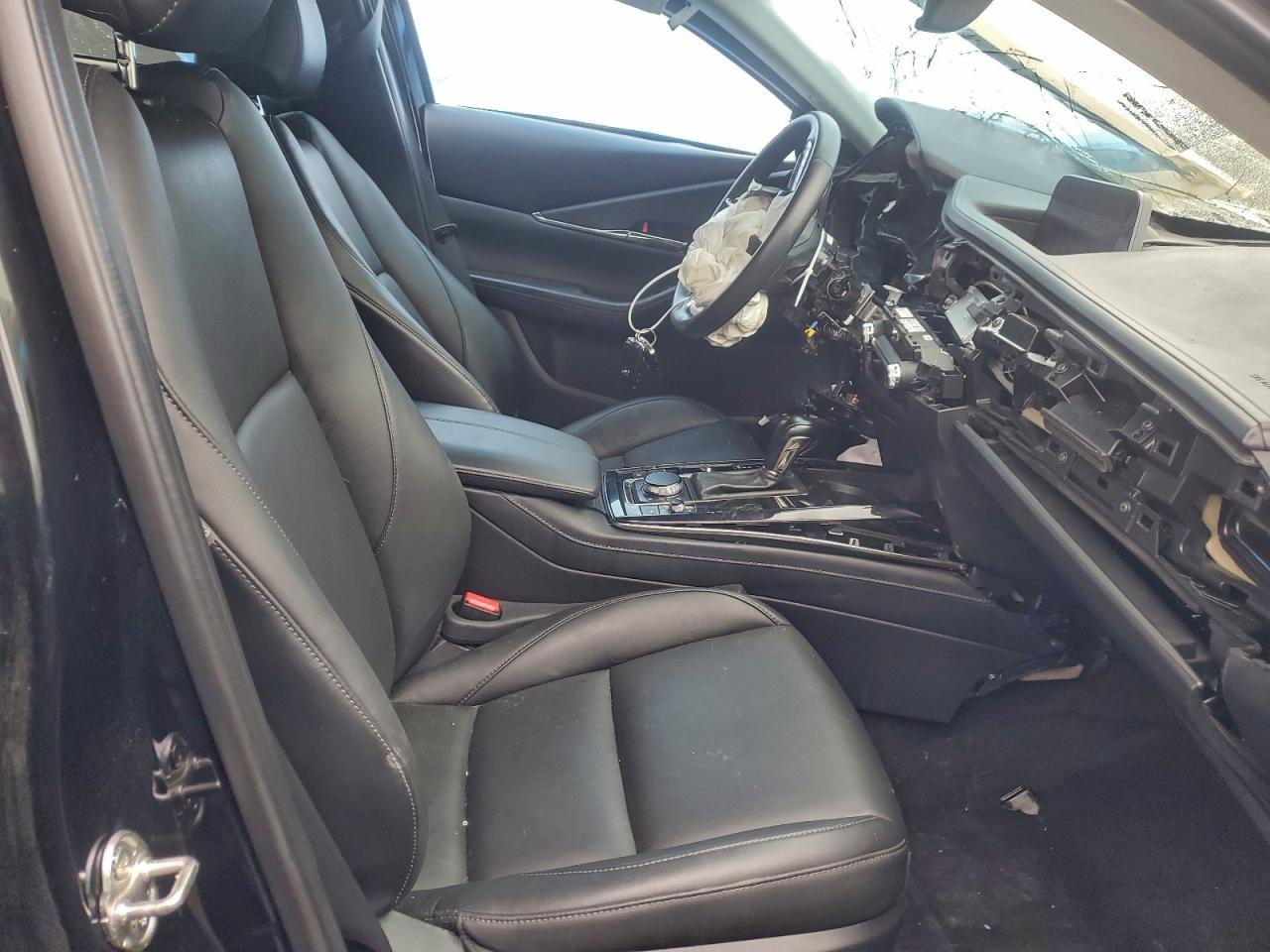 2022 Mazda Cx-30 Preferred VIN: 3MVDMBCL4NM412559 Lot: 92757085