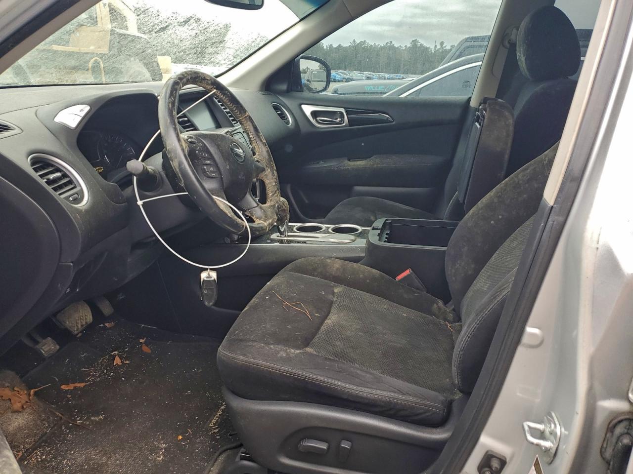 2015 Nissan Pathfinder S VIN: 5N1AR2MN0FC621740 Lot: 94438605