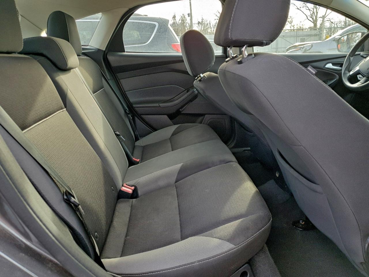 2014 Ford Focus Se VIN: 1FADP3K2XEL318426 Lot: 95282015