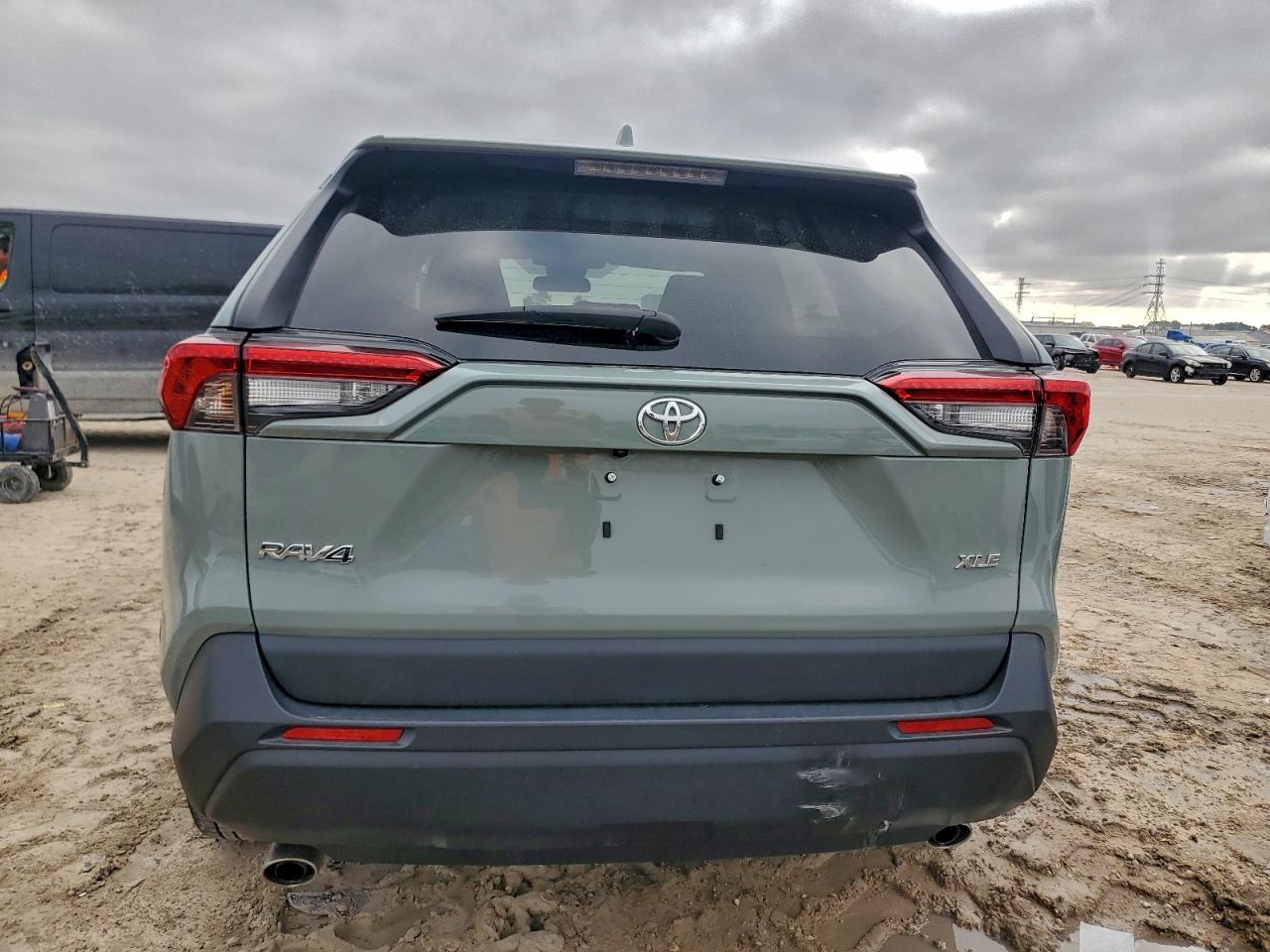 Фото: 2T3W1RFV0PW264890