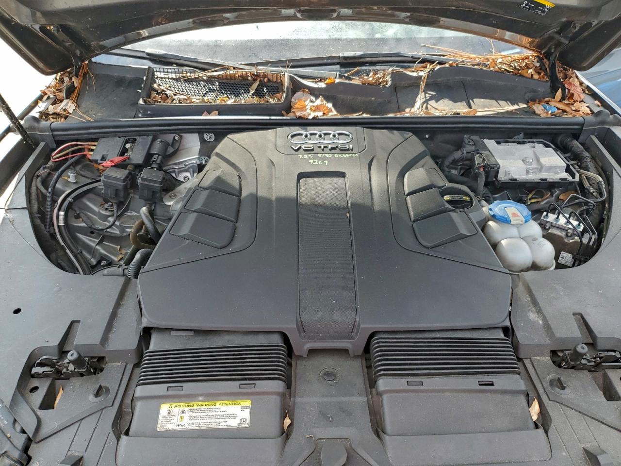 2017 Audi Q7 Premium Plus VIN: WA1LAAF76HD027593 Lot: 95123875