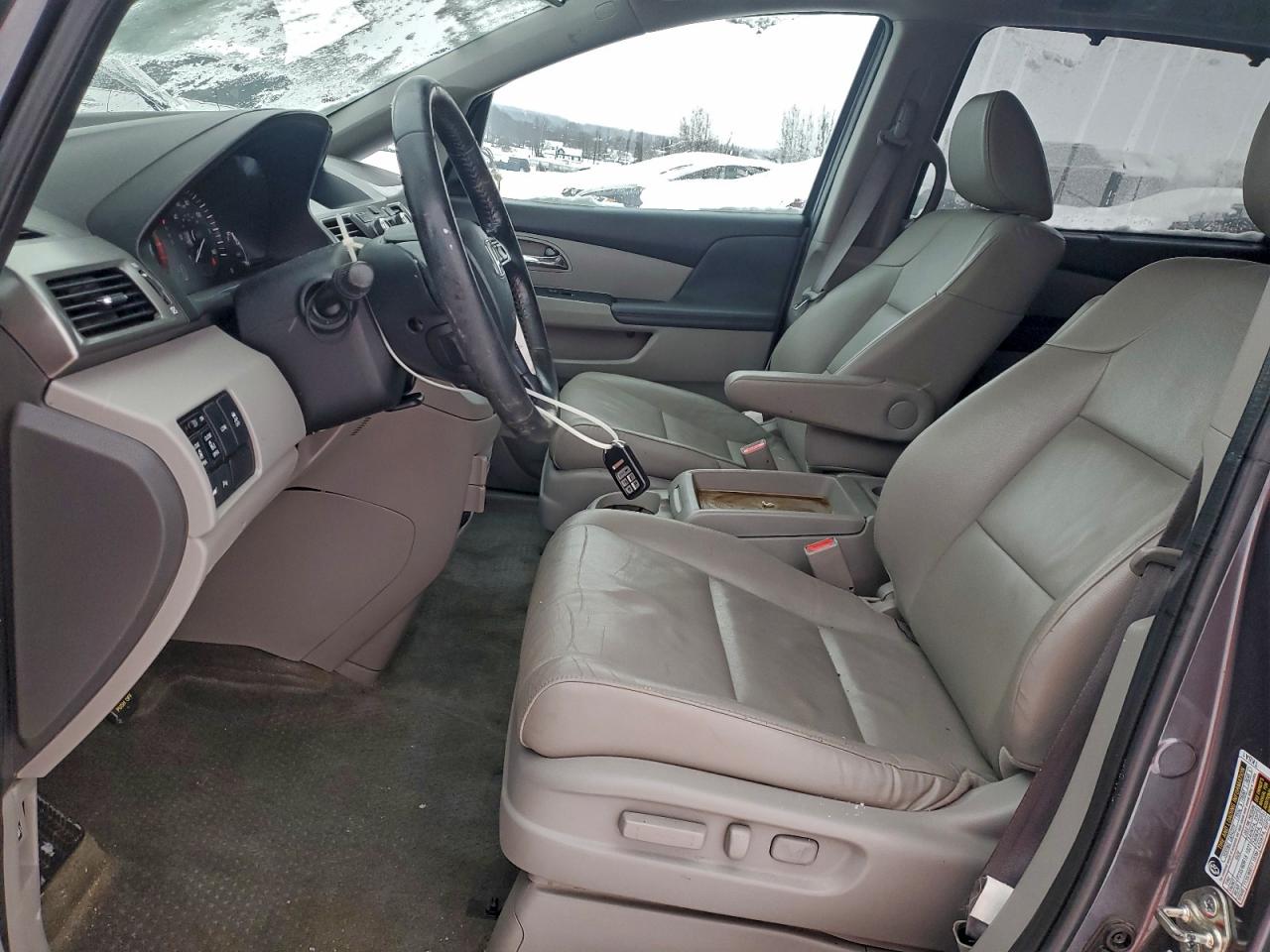 2016 Honda Odyssey Touring VIN: 5FNRL5H9XGB085729 Lot: 94972515