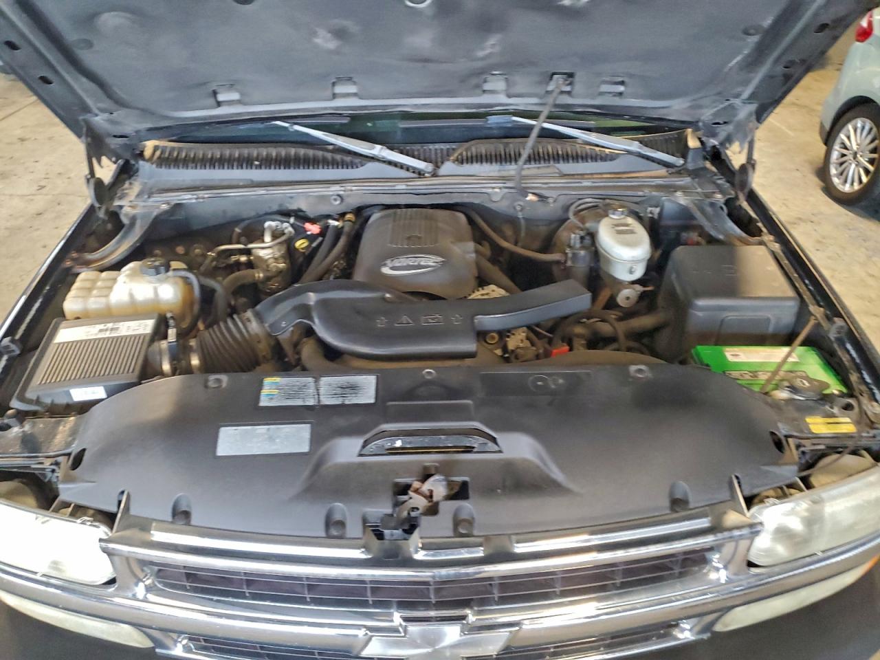 2003 Chevrolet Tahoe K1500 VIN: 1GNEK13T83R173624 Lot: 95948325