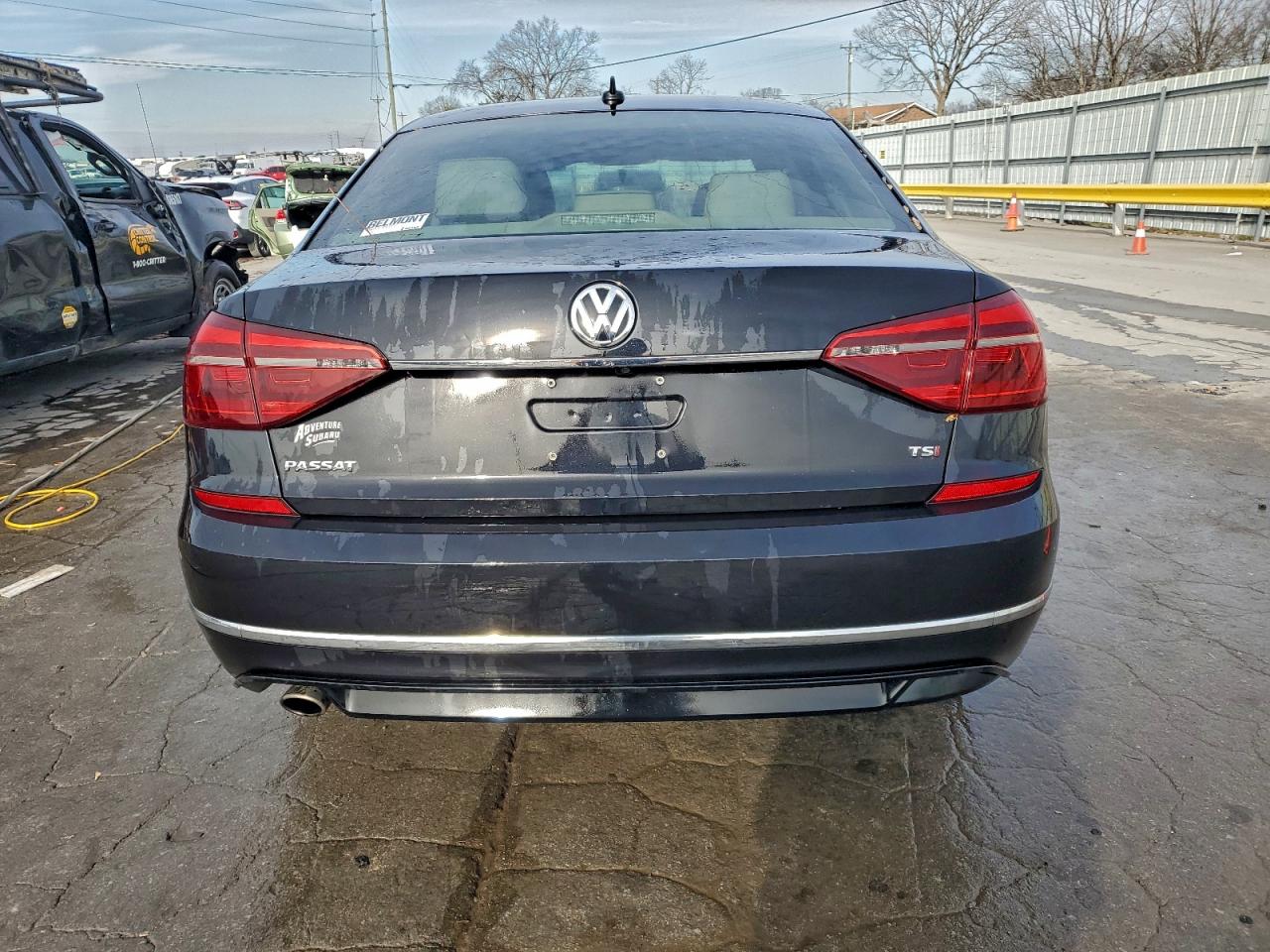 2017 Volkswagen Passat R-Line VIN: 1VWDT7A33HC070321 Lot: 94374065