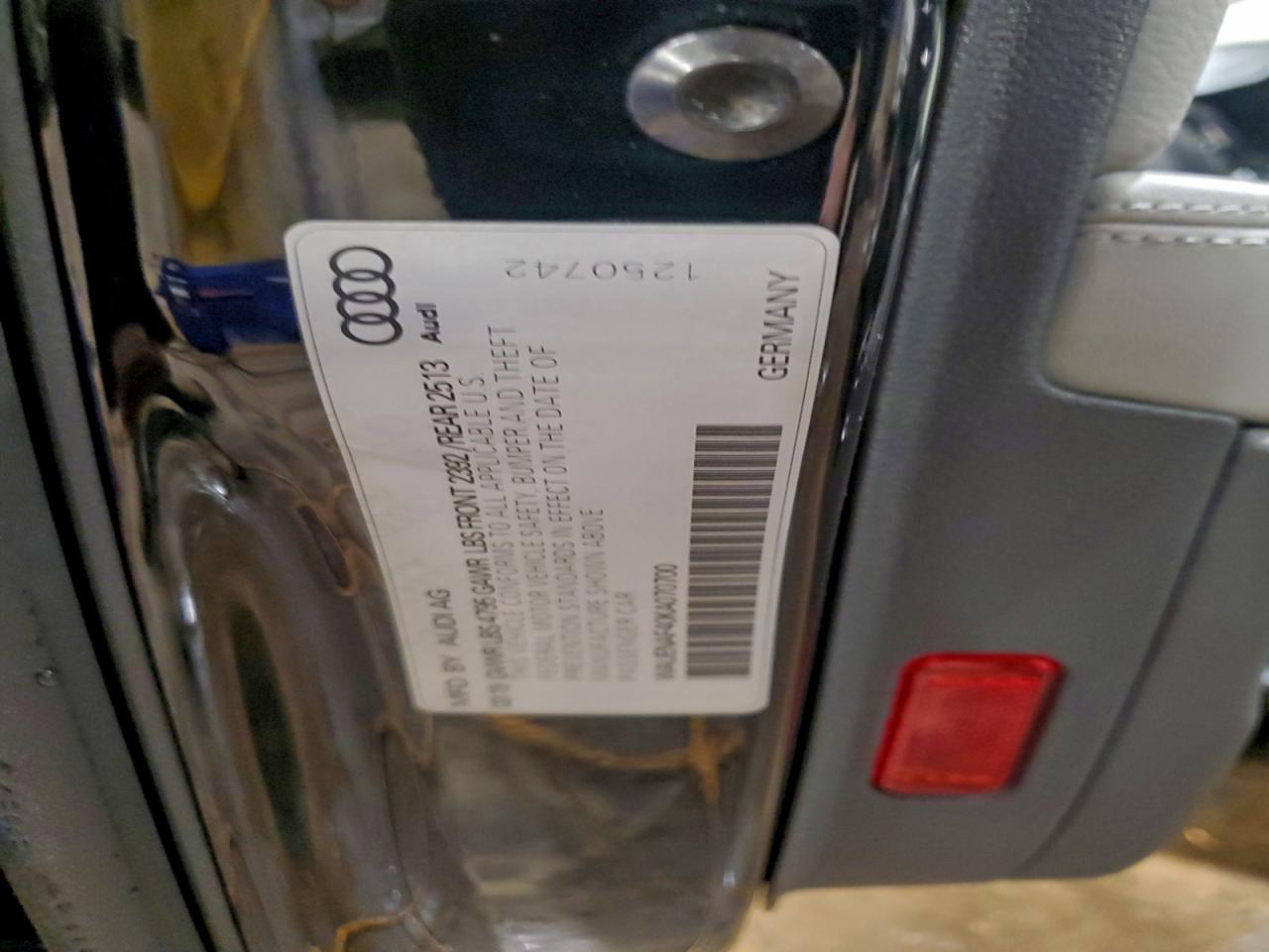 2019 Audi A4 Premium Plus VIN: WAUENAF40KA070700 Lot: 95630735