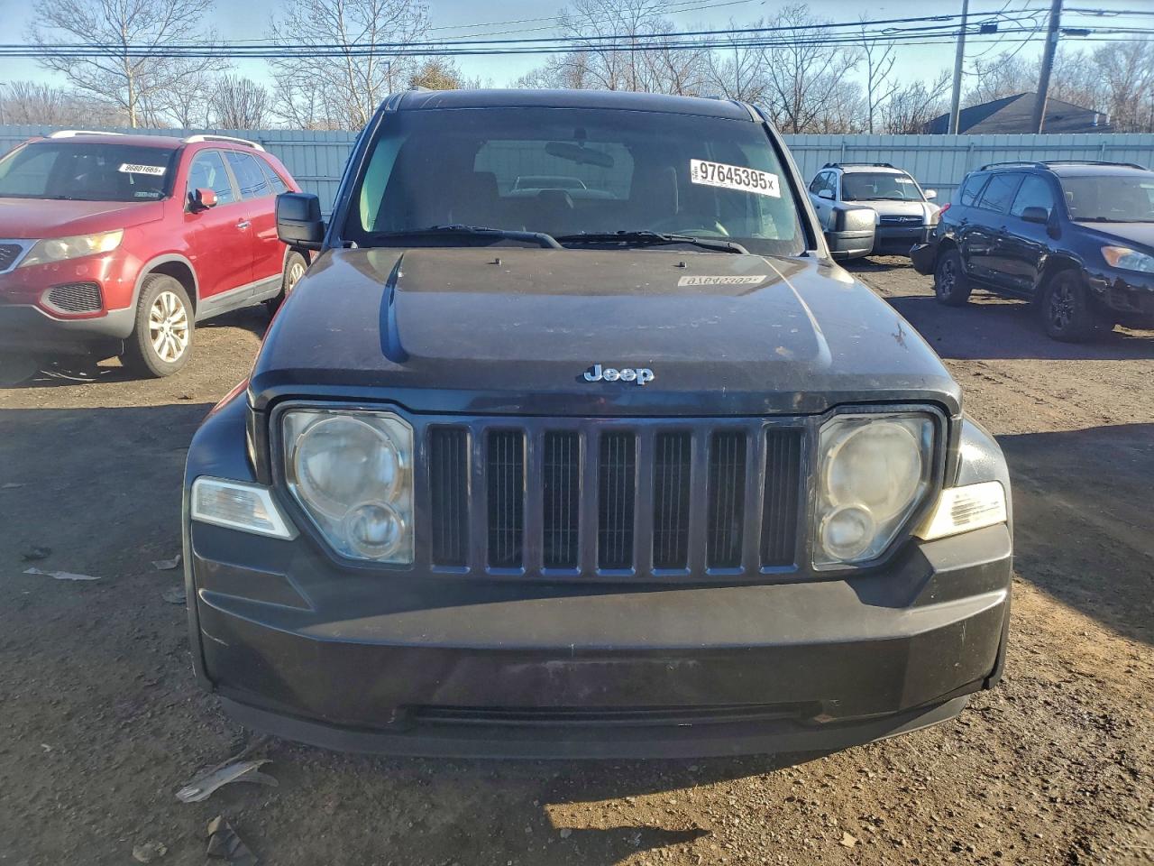 2009 Jeep Liberty Sport VIN: 1J8GN28K79W538358 Lot: 97645395