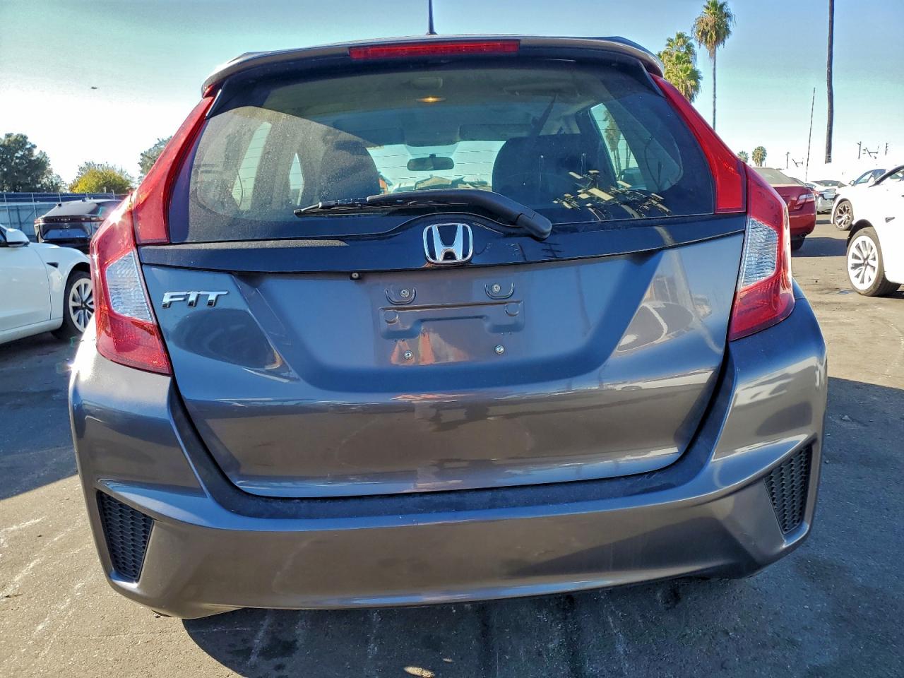 2017 Honda Fit Lx VIN: JHMGK5H5XHS023225 Lot: 92316465