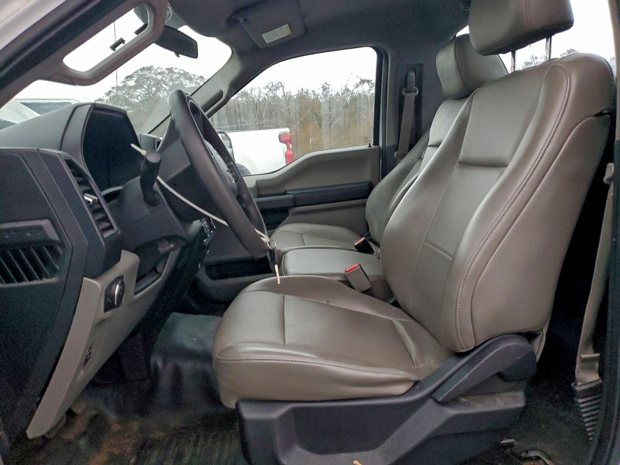 2016 Ford F150 VIN: 1FTMF1C8XGKD99117 Lot: 97355475