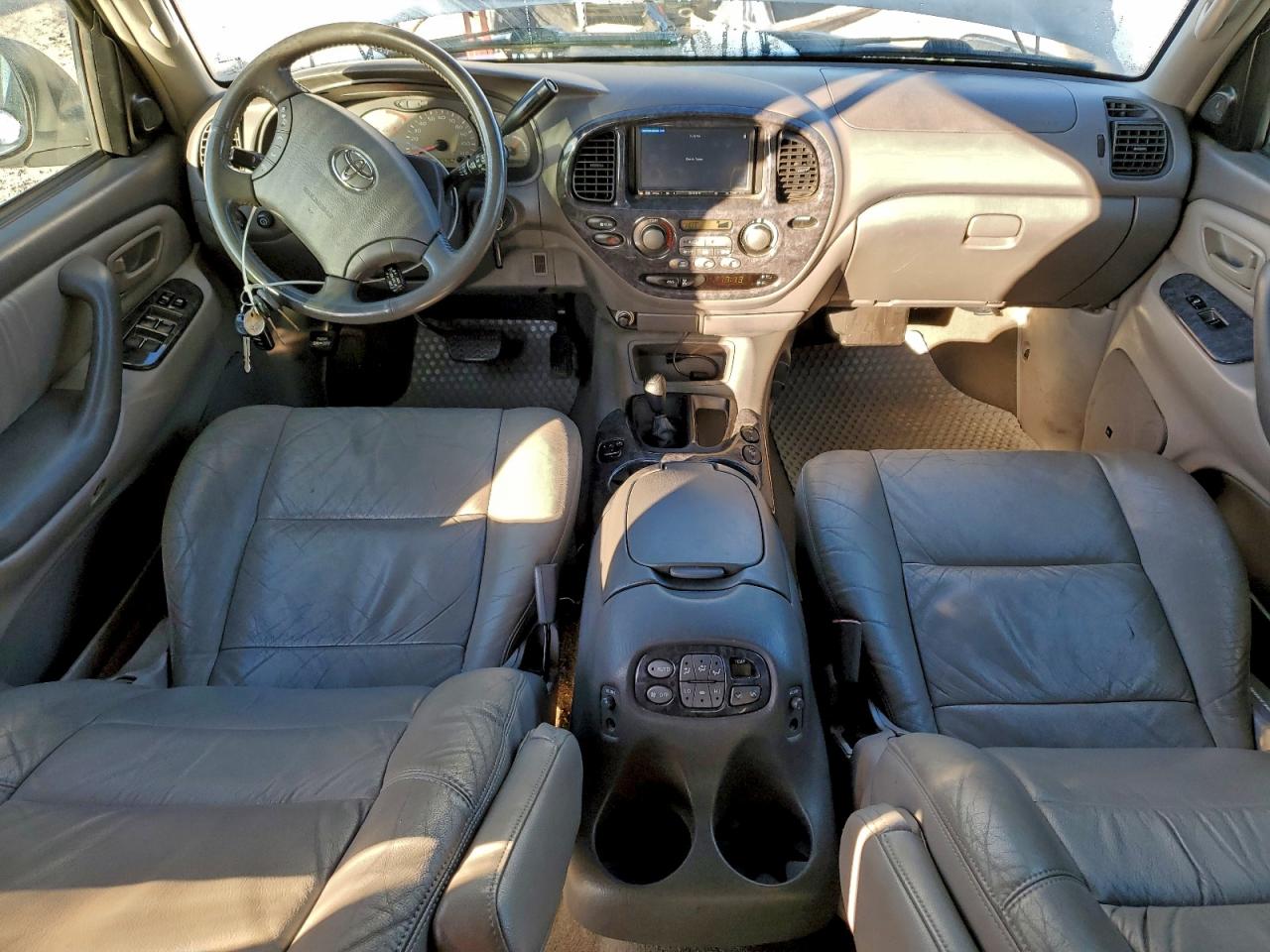 2004 Toyota Sequoia Limited VIN: 5TDBT48A44S226551 Lot: 96365295