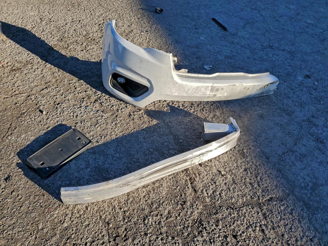 2019 Jeep Cherokee Latitude Plus VIN: 1C4PJMLB1KD198678 Lot: 94962685