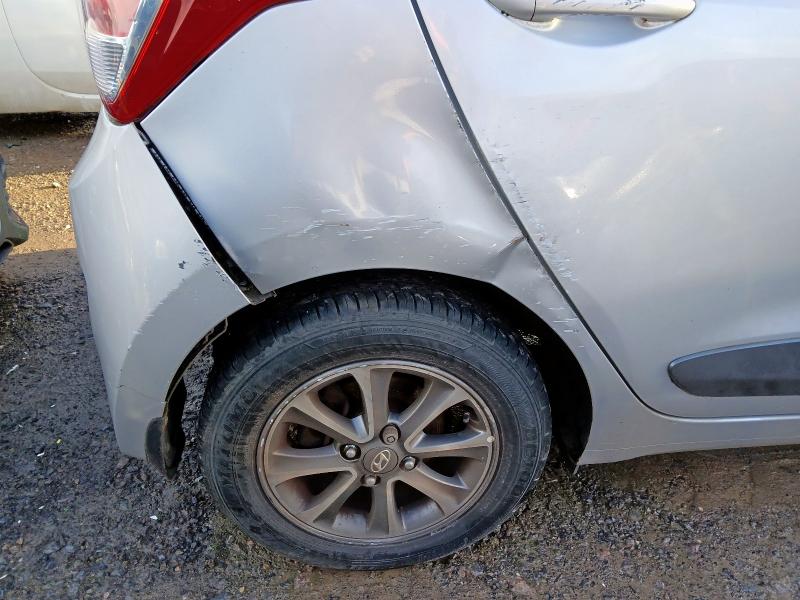 2014 HYUNDAI I10 1.2 PREMIUM 5DR