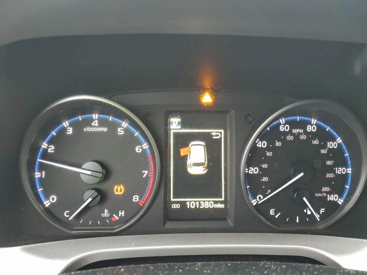 2018 Toyota Rav4 Le VIN: JTMBFREV8JJ735398 Lot: 95087225