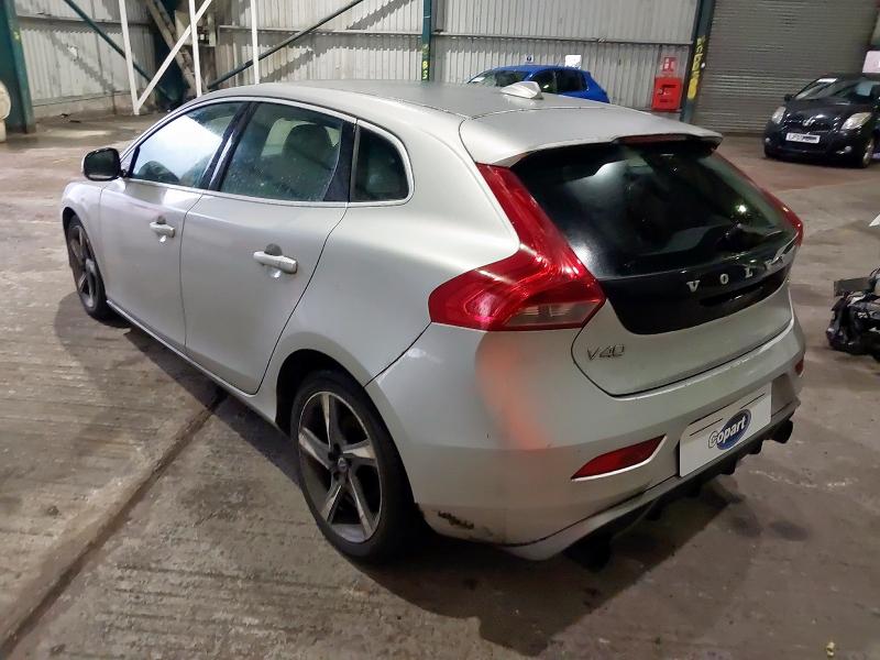 2014 VOLVO V40 D2 R DESIGN 5DR