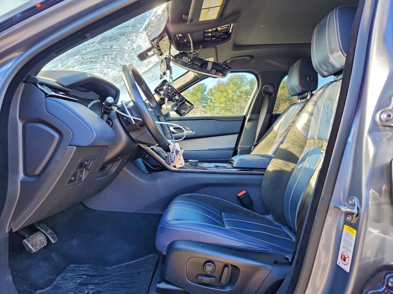 2020 Land Rover Range Rover Velar R-Dynamic S VIN: SALYK2EX8LA238619 Lot: 96113805