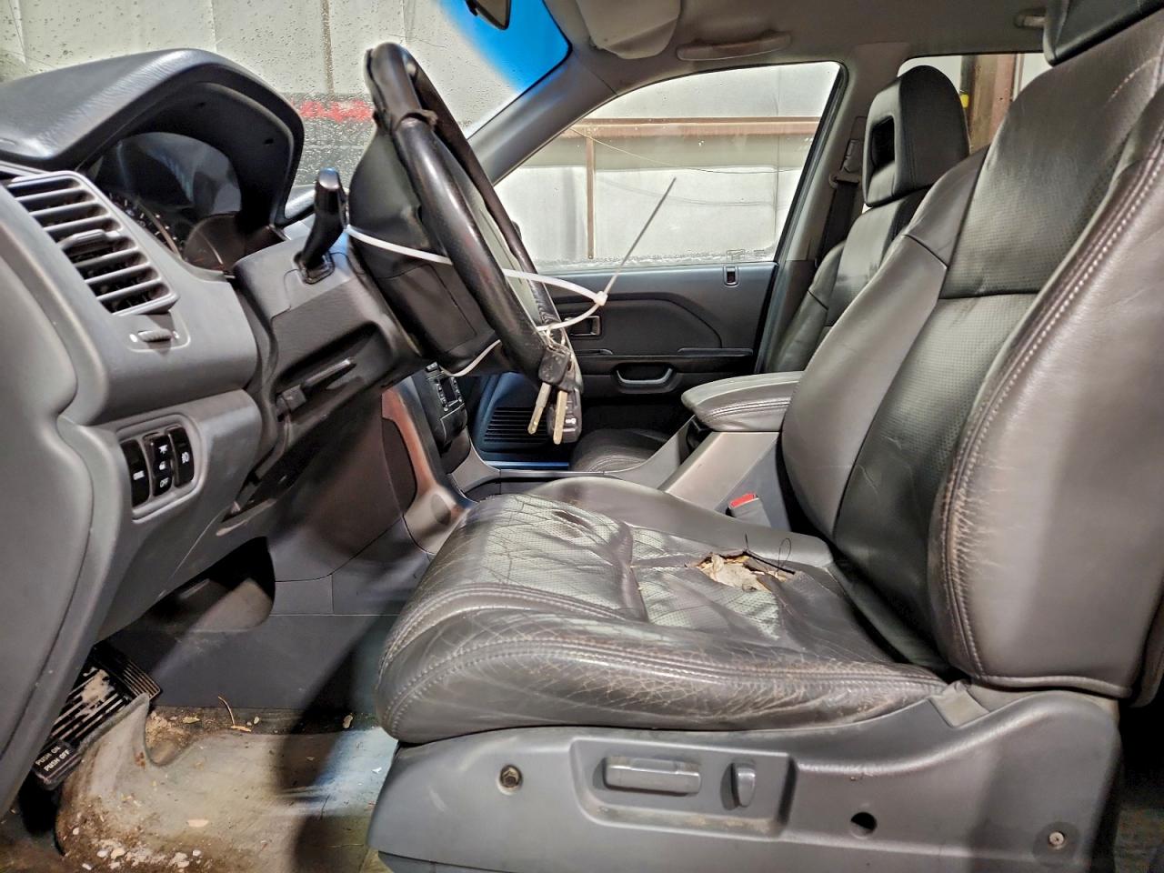 2004 Honda Pilot Exl VIN: 2HKYF18504H002346 Lot: 96054995