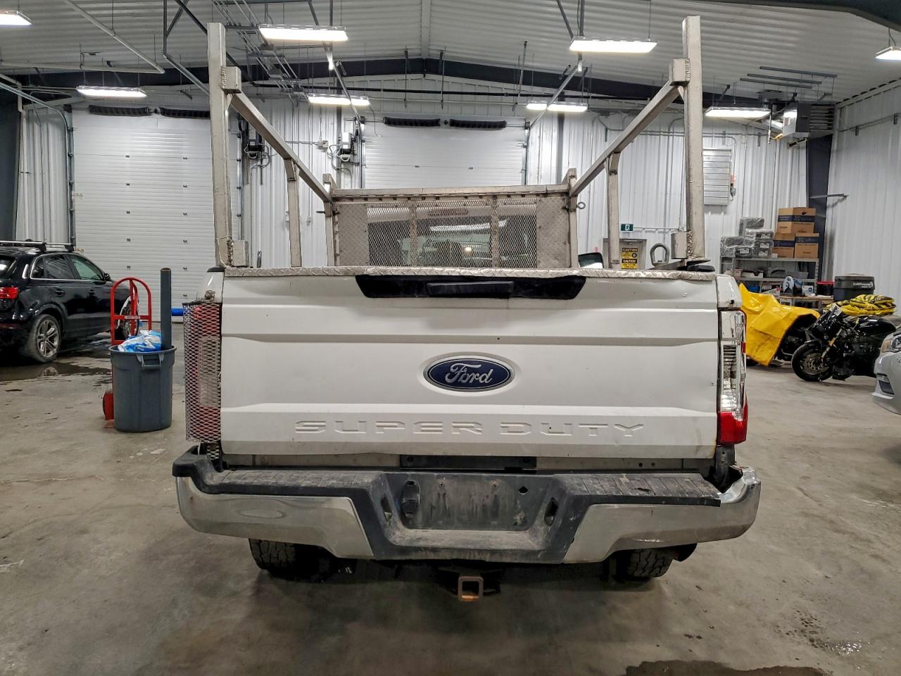 2016 Ford F250 Super Duty VIN: 1FTBF2B68GEC19581 Lot: 93056165