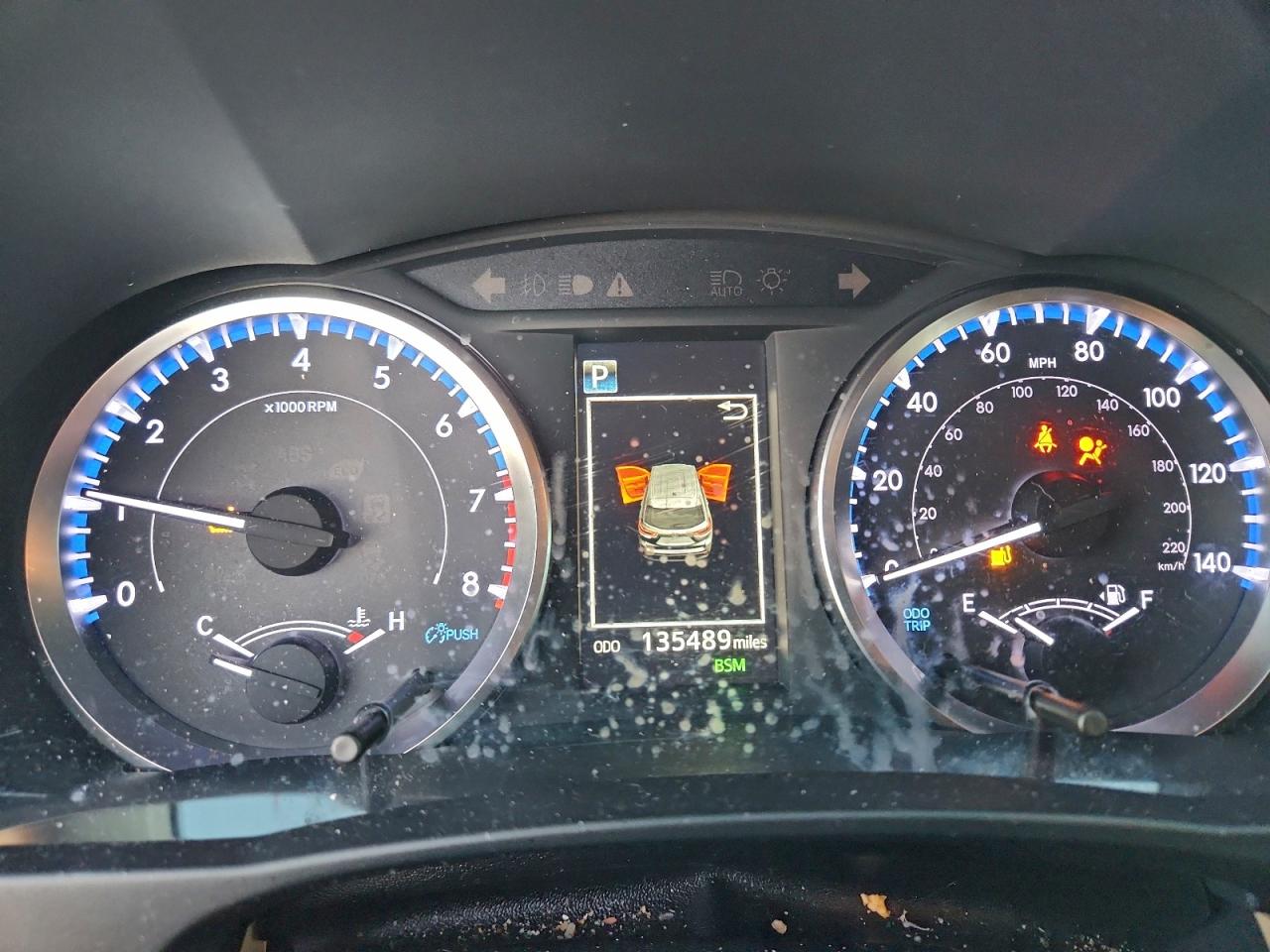 2019 Toyota Highlander Le VIN: 5TDZZRFH8KS333271 Lot: 96437655