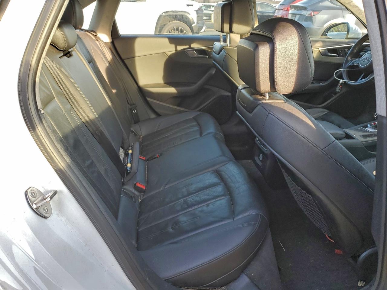 Фото: WAUDNAF49JA075288