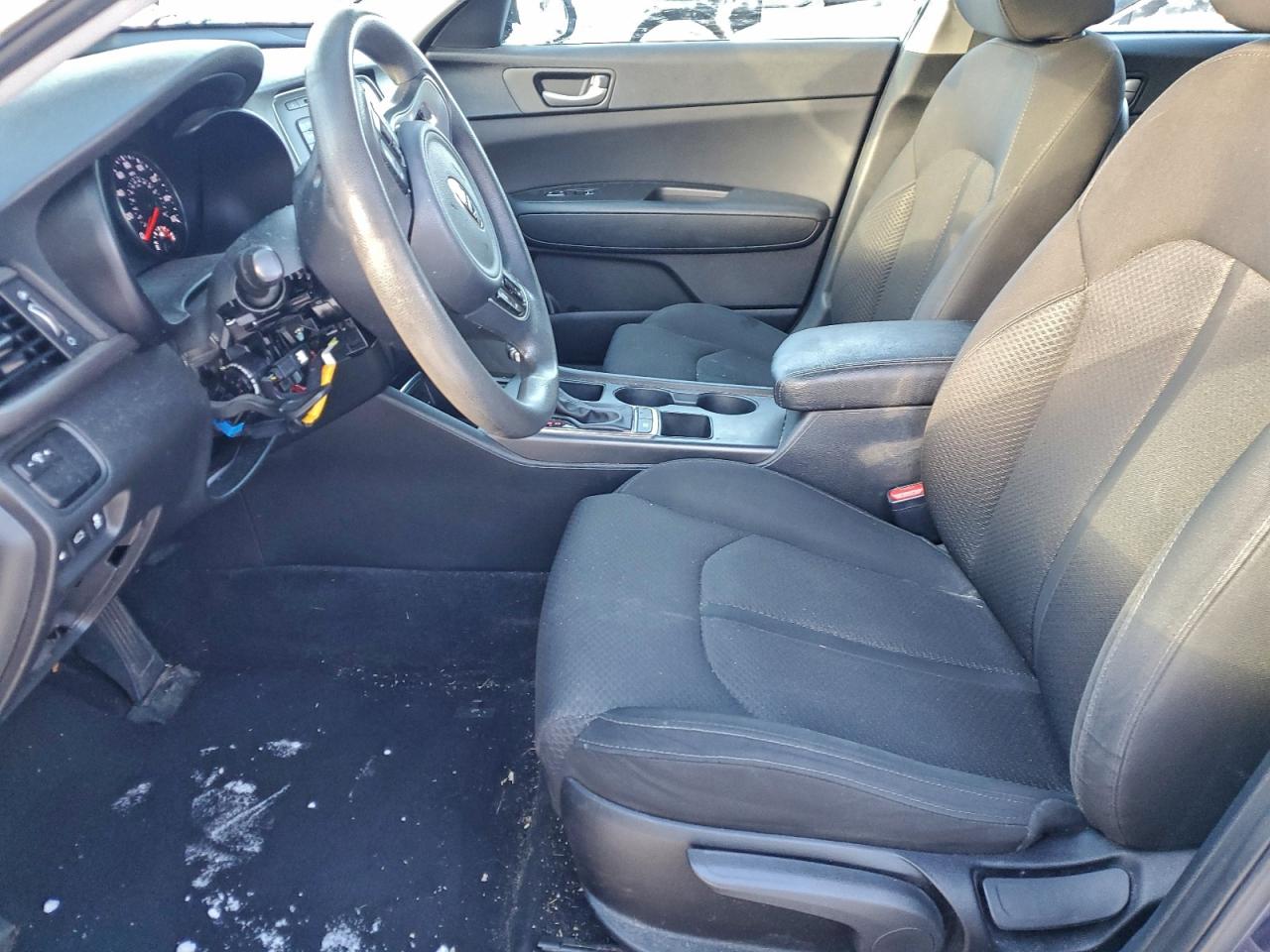 2017 Kia Optima Lx VIN: 5XXGT4L34HG152375 Lot: 95526925