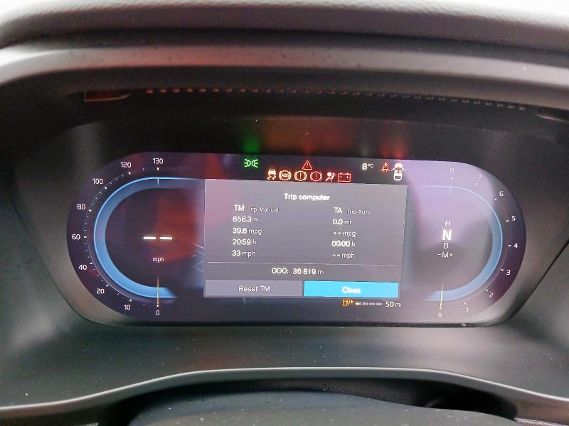 2022 VOLVO XC40 2.0 B3P PLUS DARK 5DR AUTO