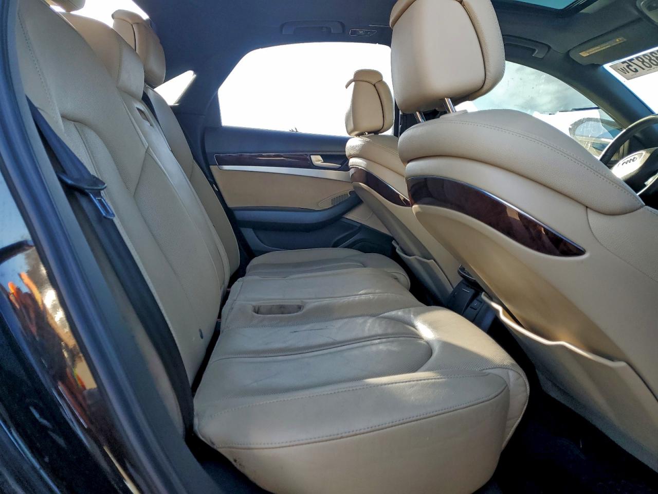 2011 Audi A8 Quattro VIN: WAUAVAFD7BN026782 Lot: 94638875