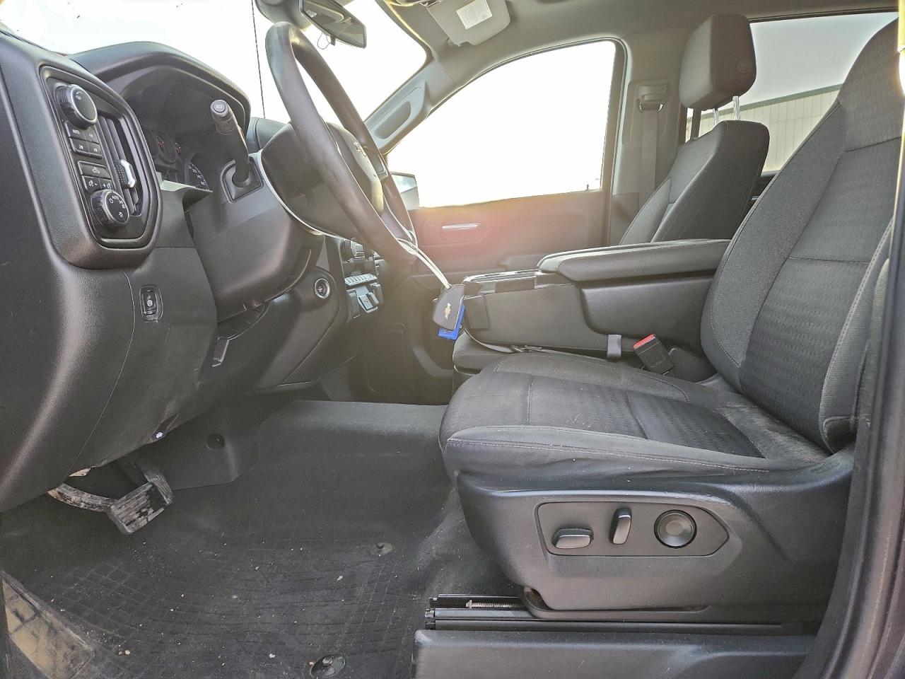 2022 Chevrolet Silverado K1500 Trail Boss Custom VIN: 3GCPDCEK6NG663140 Lot: 95386155