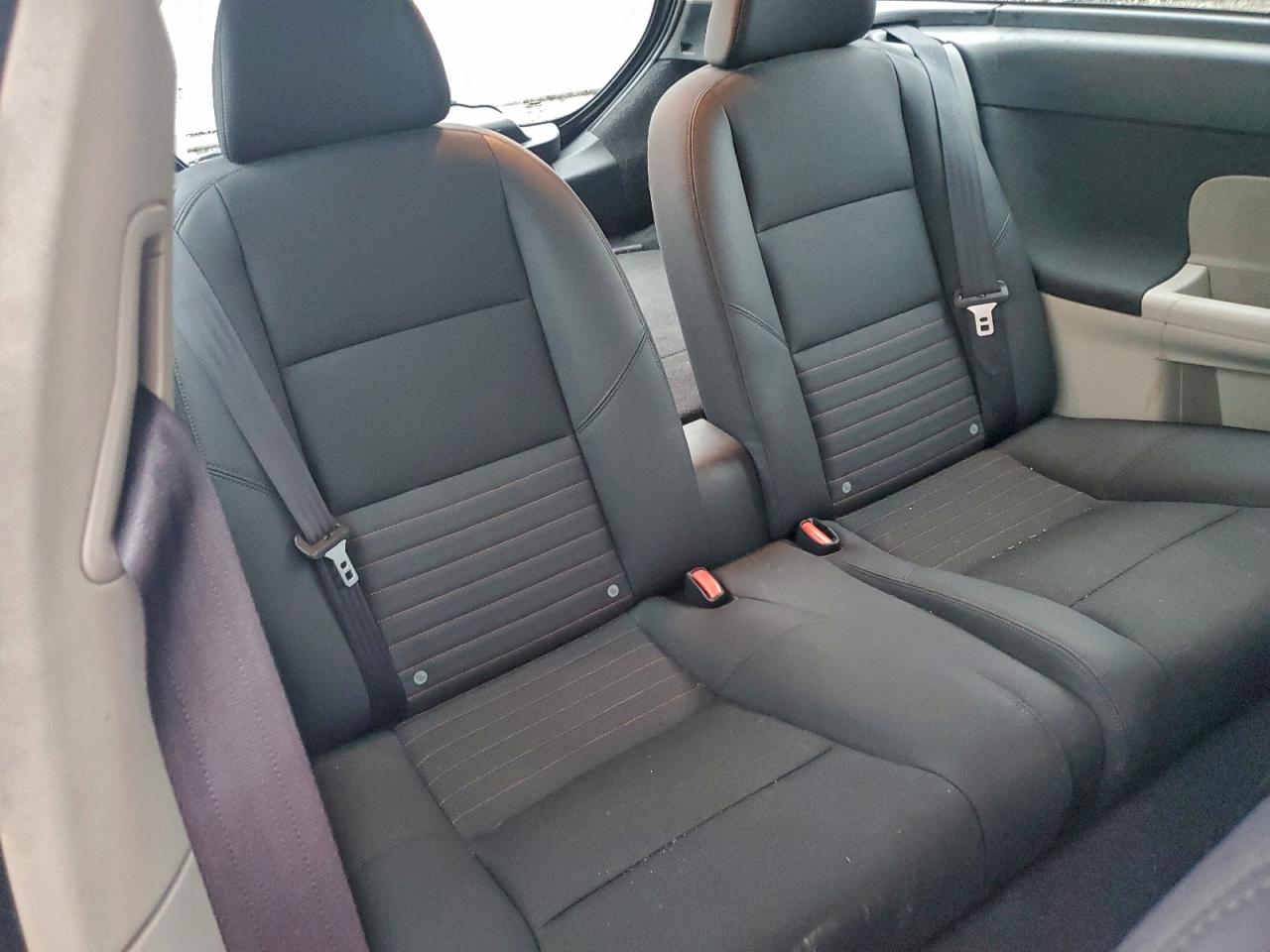 2011 Volvo C30 T5 VIN: YV1672MK4B2211281 Lot: 95803185