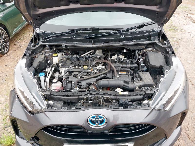 2021 TOYOTA YARIS 1.5 HYBRID DESIGN 5DR CVT