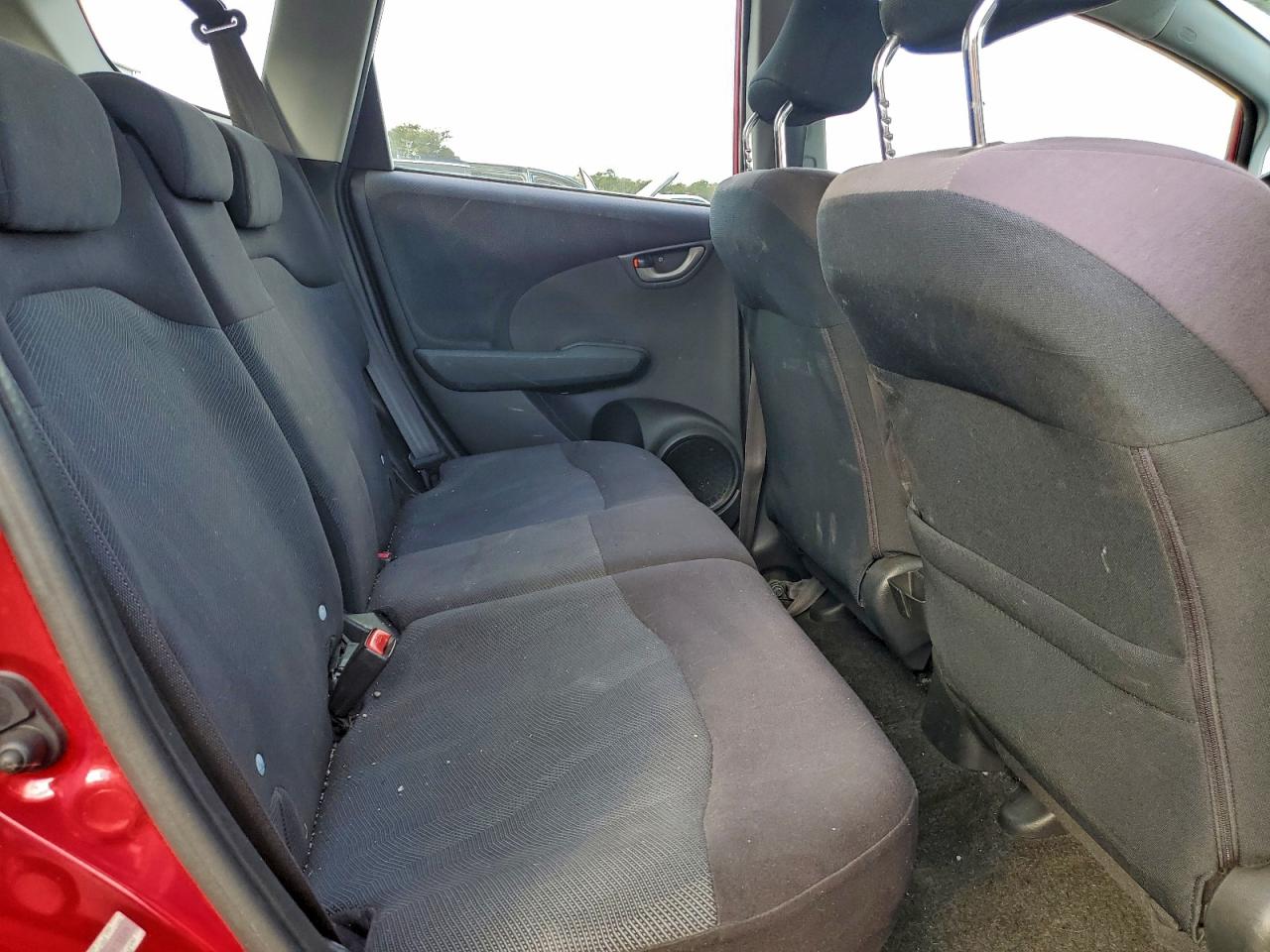 2010 Honda Fit Sport VIN: JHMGE8H49AC033129 Lot: 97959595