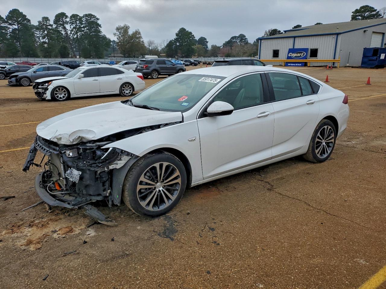 2019 Buick Regal Essence