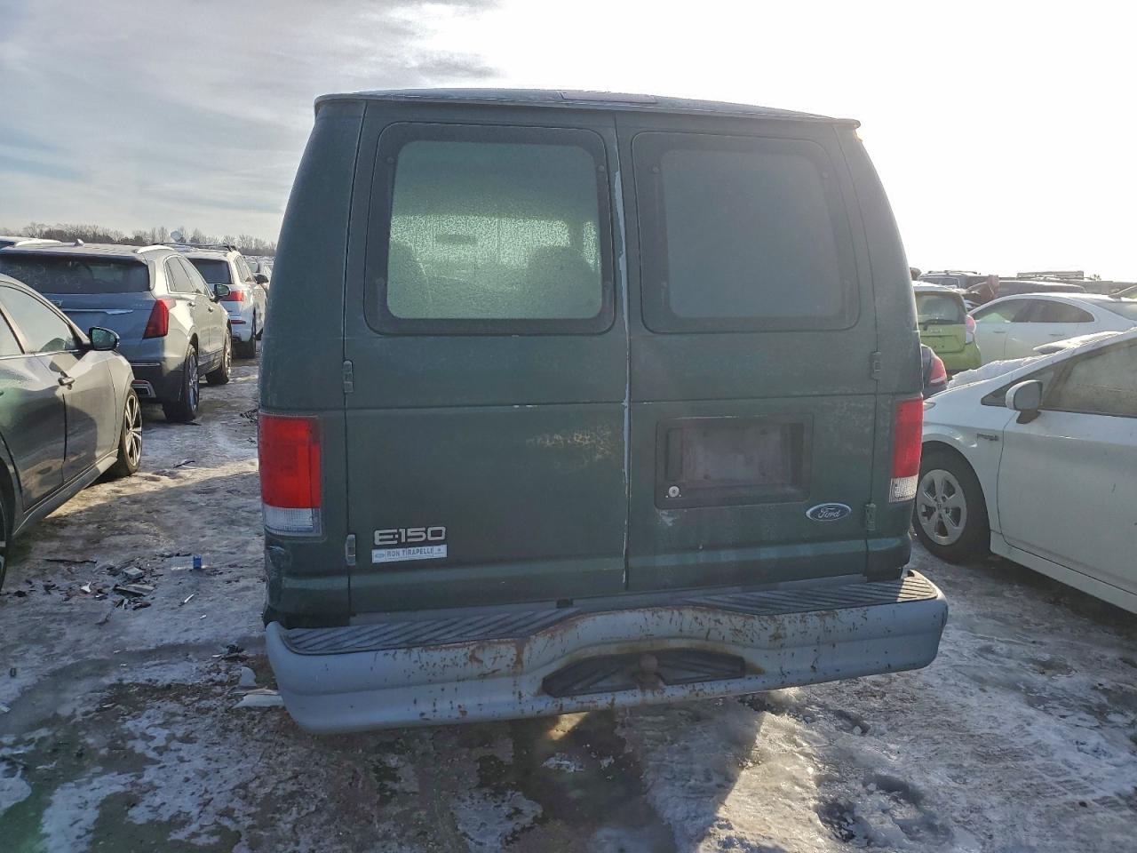 2000 Ford Econoline E150 Van VIN: 1FTRE1428YHA51527 Lot: 96591465