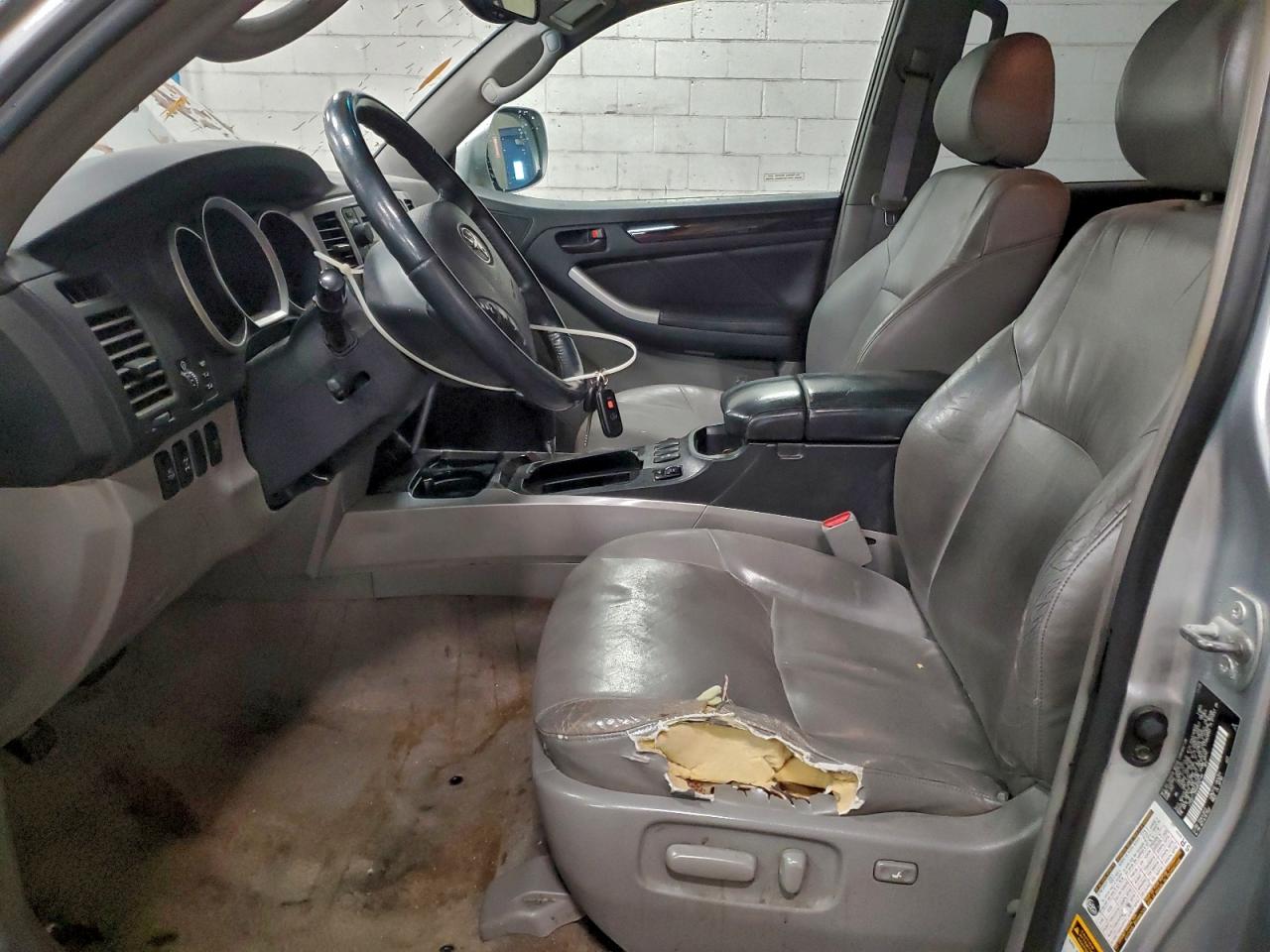 2006 Toyota 4Runner Limited VIN: JTEBT17R668032144 Lot: 96739565