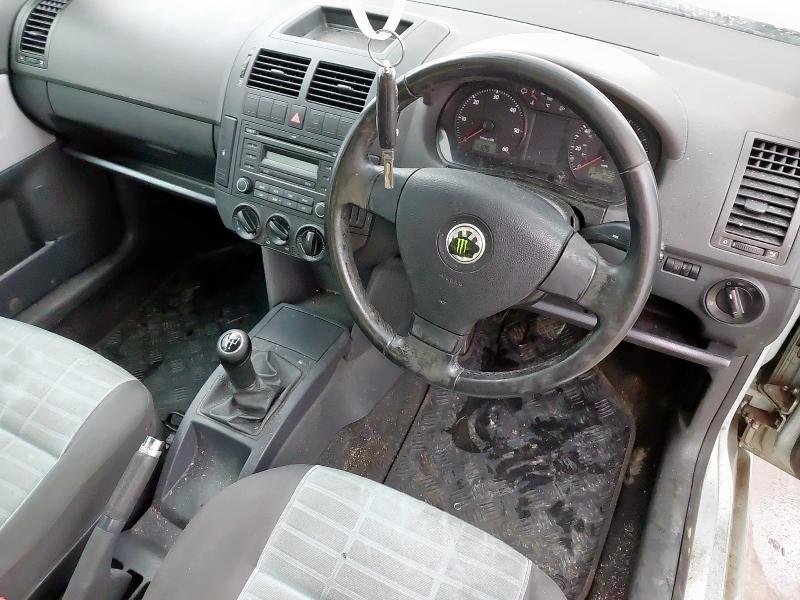 2009 VOLKSWAGEN POLO 1.4 BLUEMOTION 2 TDI 80 5DR