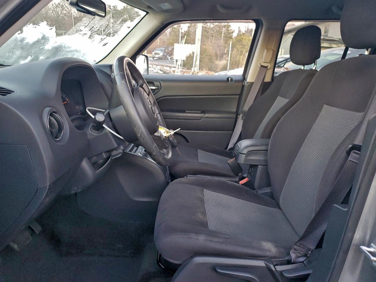 2016 Jeep Patriot Latitude VIN: 1C4NJRFB4GD672839 Lot: 95404025