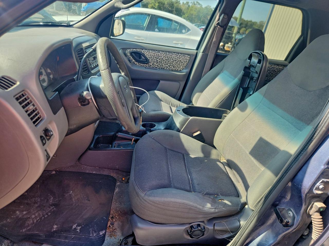 2001 Ford Escape Xlt VIN: 1FMYU03121KC39322 Lot: 94912905